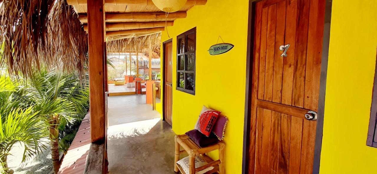 Casa Naranja Hotel Máncora Buitenkant foto