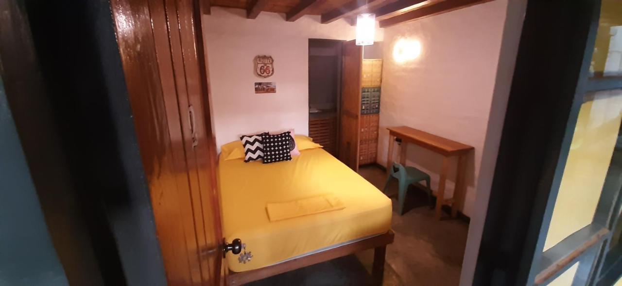 Casa Naranja Hotel Máncora Buitenkant foto