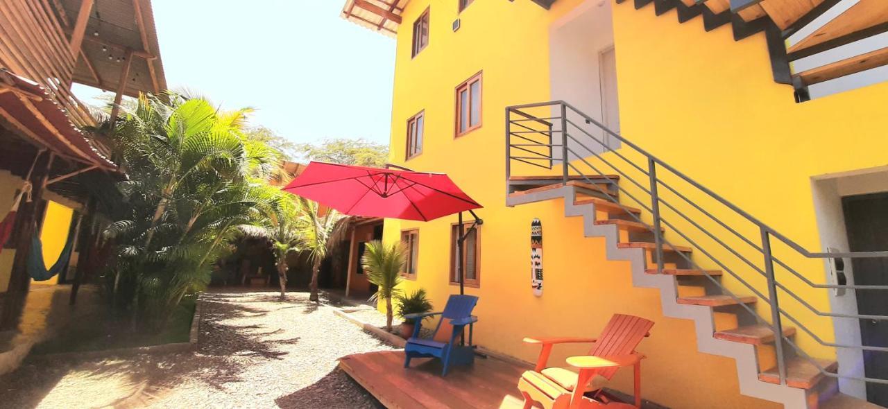 Casa Naranja Hotel Máncora Buitenkant foto