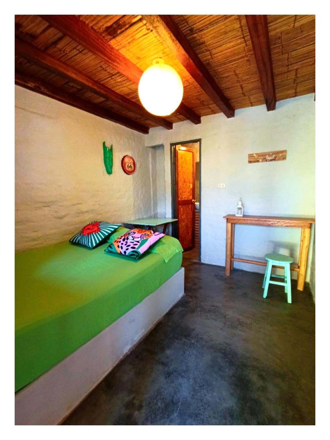 Casa Naranja Hotel Máncora Buitenkant foto